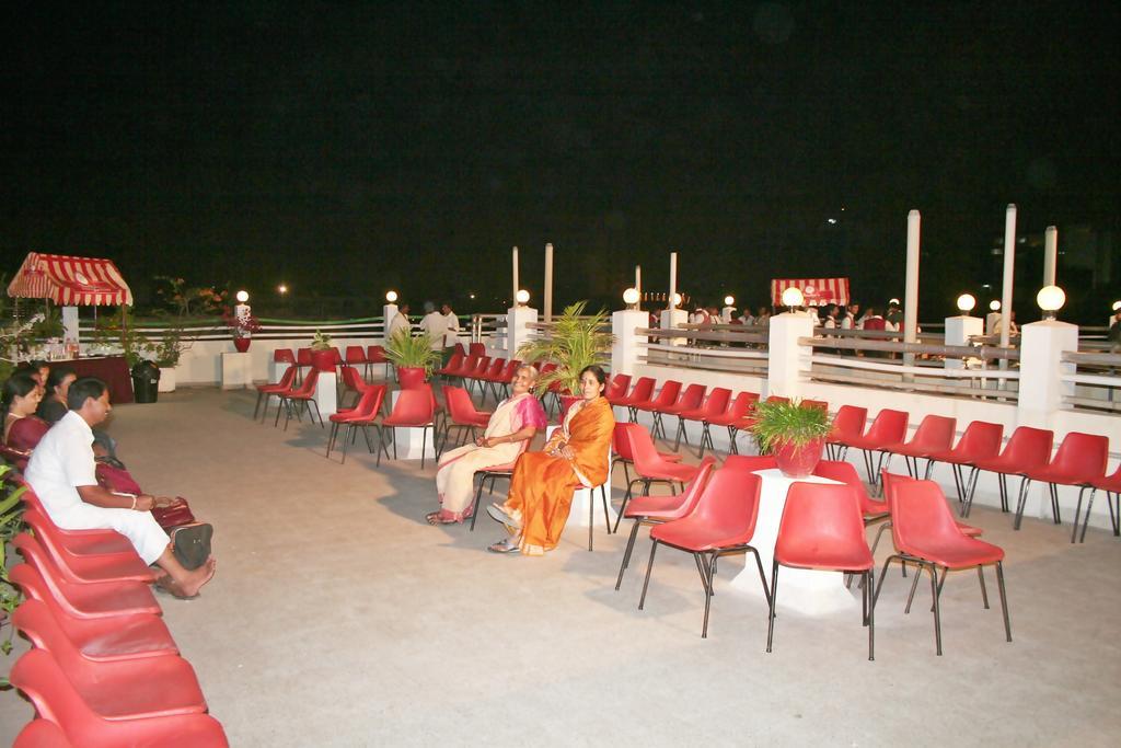 Hotel Pandian Ченнаї Екстер'єр фото