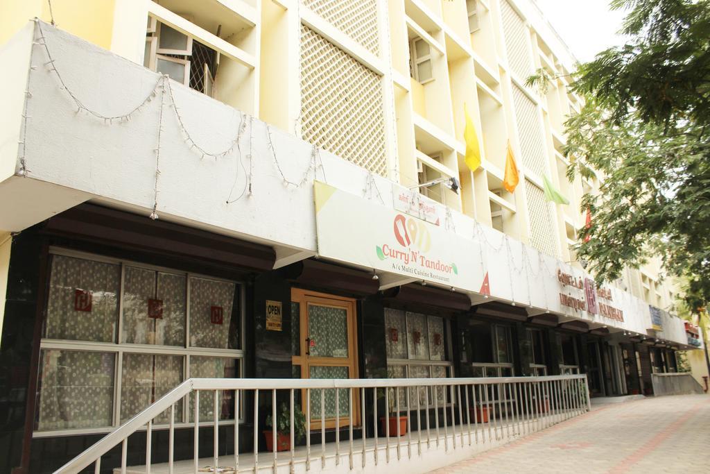 Hotel Pandian Ченнаї Екстер'єр фото