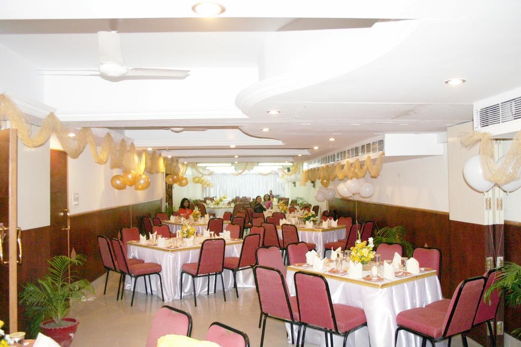 Hotel Pandian Ченнаї Екстер'єр фото
