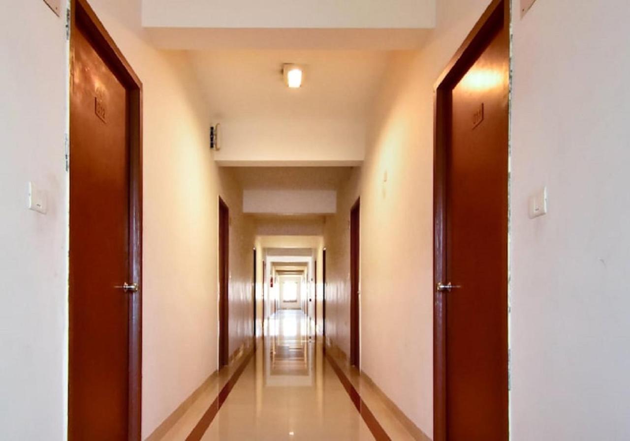 Hotel Pandian Ченнаї Екстер'єр фото