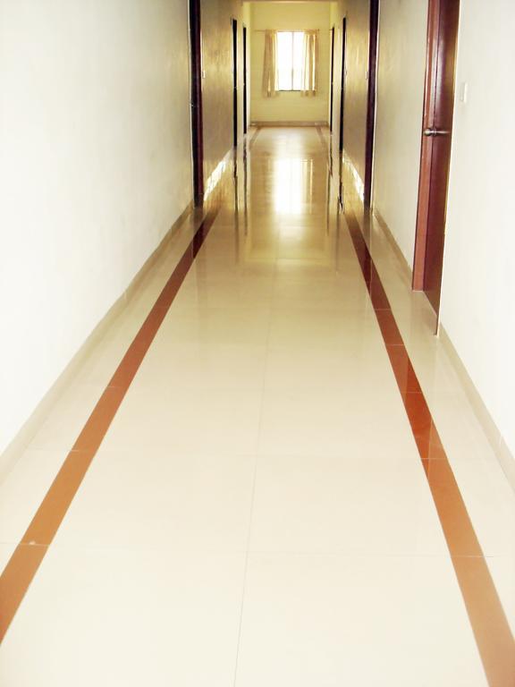 Hotel Pandian Ченнаї Екстер'єр фото